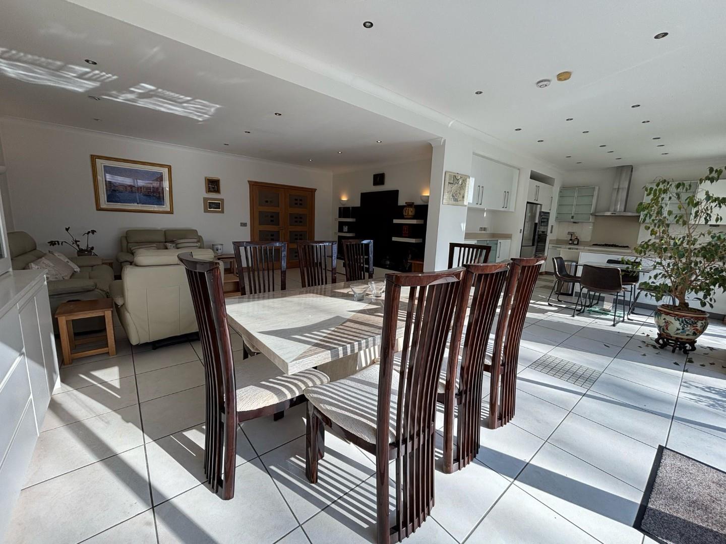 Sunnydale Gardens, Mill Hill, NW7, London